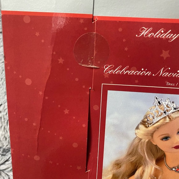 NRFB 2001 Holiday Celebration Barbie - Picture 5 of 6